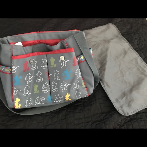🔴🔴SOLD🔴🔴Mickey Mouse Diaper Bag - Picture 4 of 4